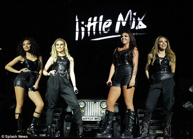 choose1LM's tweet photo. choose one https://t.co/pFRHyMvRs2