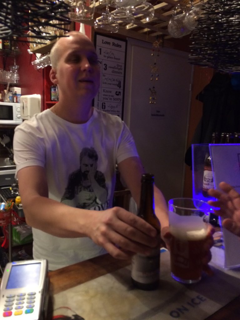 HumaloveBeer's tweet photo. Insanely good time at #CafeLemon, thank you all for making our day! #feelingHappy #craftbeer #love #lifeisgood https://t.co/3l3rSUrcy1