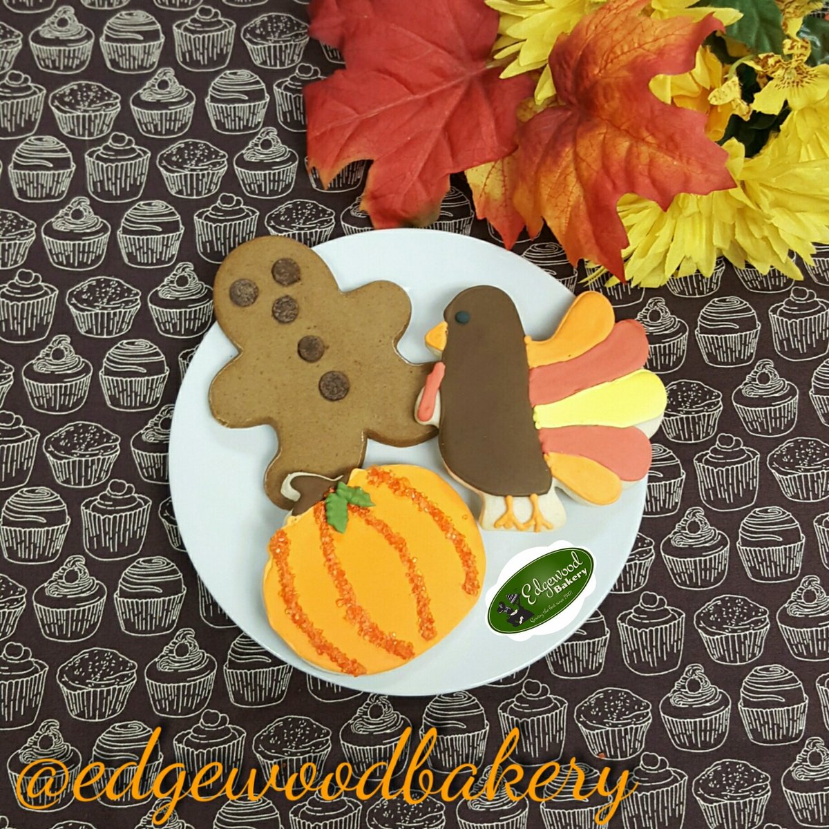 Don't forget to place your Thanksgiving Day orders! We will be open on Monday the 23rd to give you an extra chance!