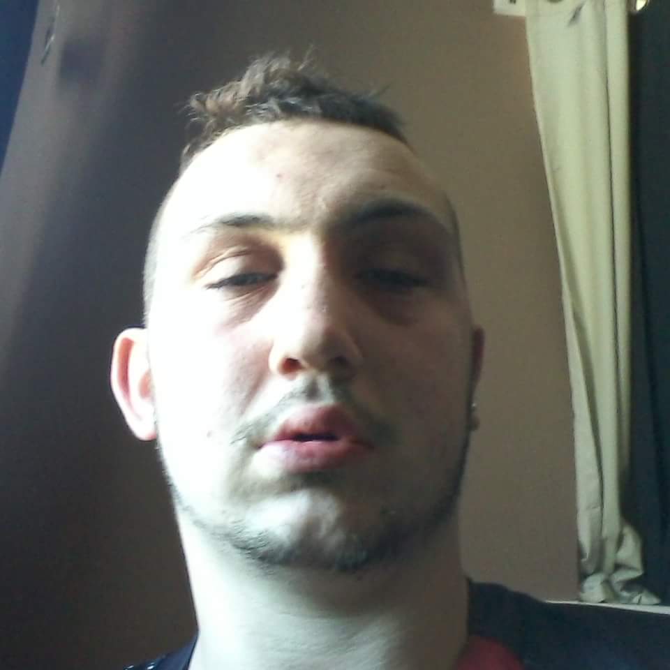 RewindEmbo's tweet photo. Beautiful day for some off them drugs 😏 @bam_saileyy @oBKBarbie @GY7Rx @xActzy https://t.co/KBb7gva69B