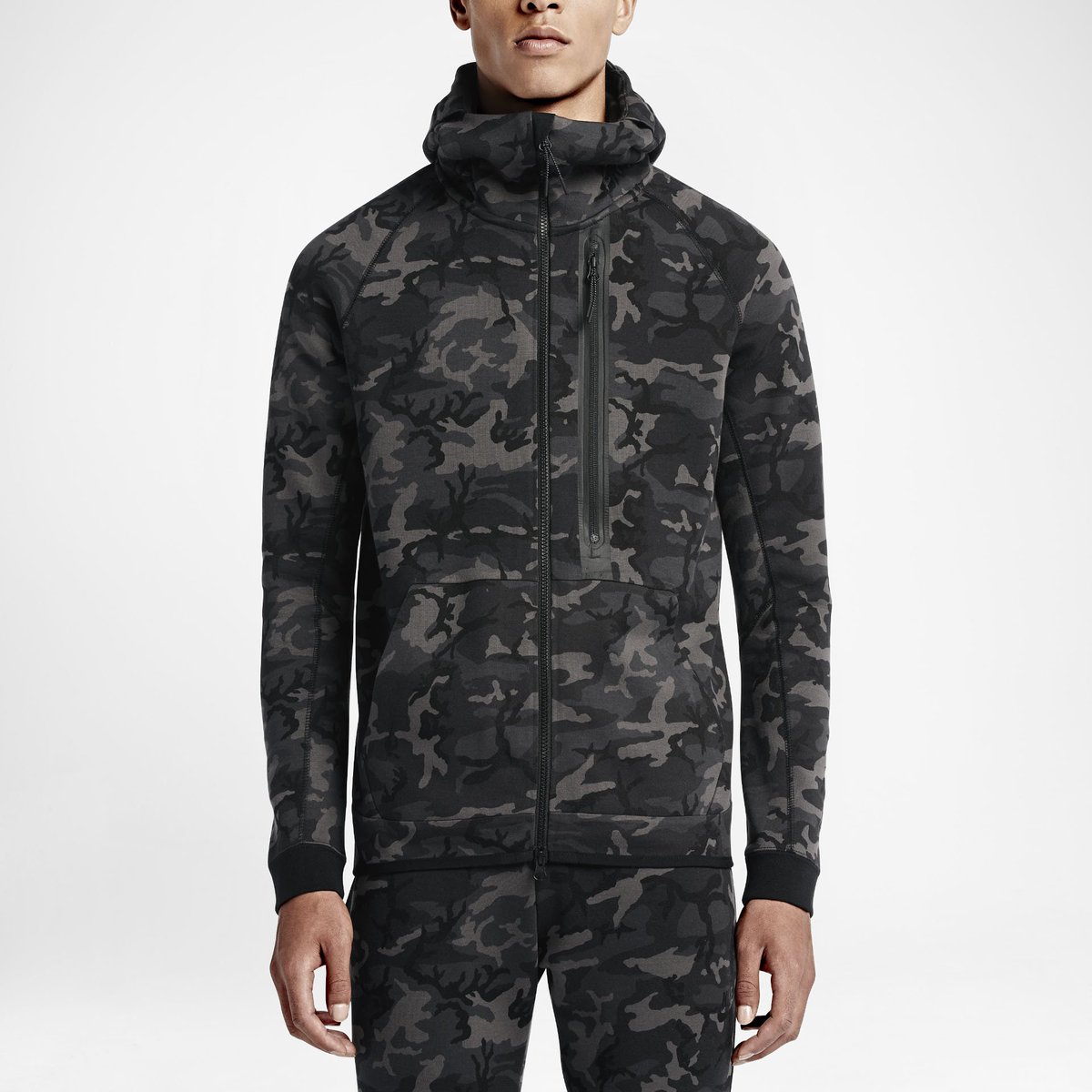 shopnicekicks's tweet image. Save on all Nike #TechFleece styles are at the Shop and Online today. Use code NKTURY bit.ly/1KzCeBO