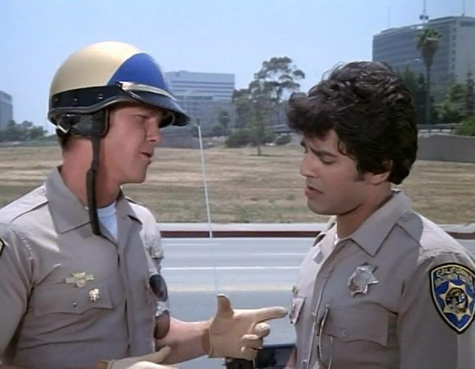 Kimvance2010Kim's tweet photo. @LarryDWilcox @ErikEstrada @Angel_Cena @concussed_girl Time For Our Fav. #CHPOfficers #7M3&7M4Always!!! https://t.co/L88UxZSCfQ