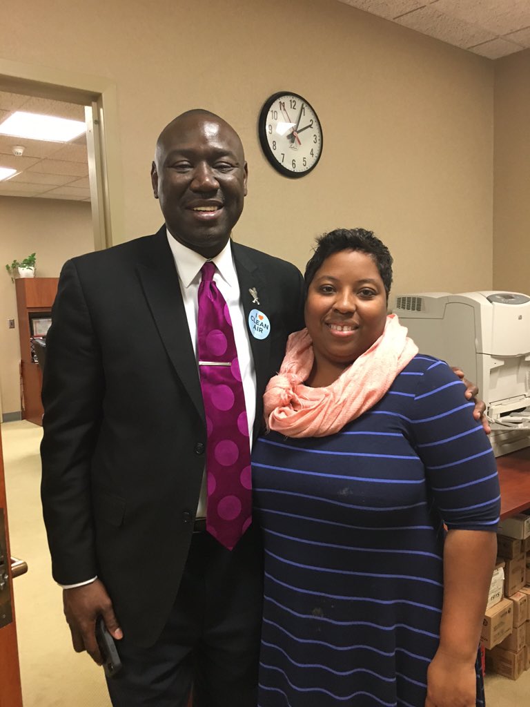 Morehouse College On Twitter Powerful Legal Minds In The House Benjamin Crump Meets Morehouse General Counsel Lacrecia Cade Https T Co Tbbrgoi07w