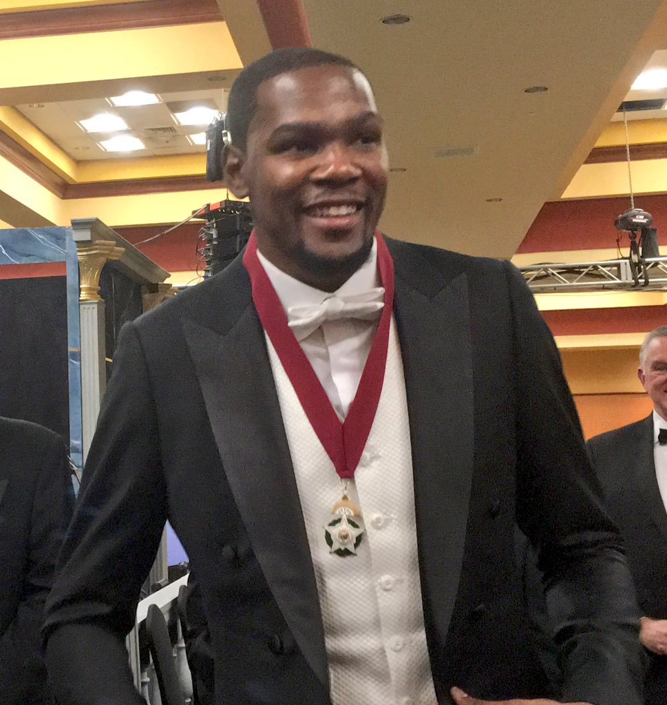 OKC THUNDER on Twitter "Video Kevin arrives at Hall of Fame ceremony