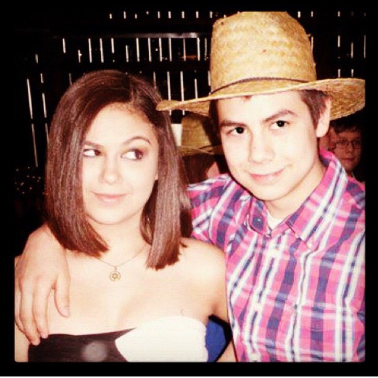 maddie_roger's tweet photo. #ThrowbackThursday to Spring Kallah 2012! Come make your tbt memories at #OVwinter16 at https://t.co/DqgbuccTj8😜 https://t.co/q894nbHu9U