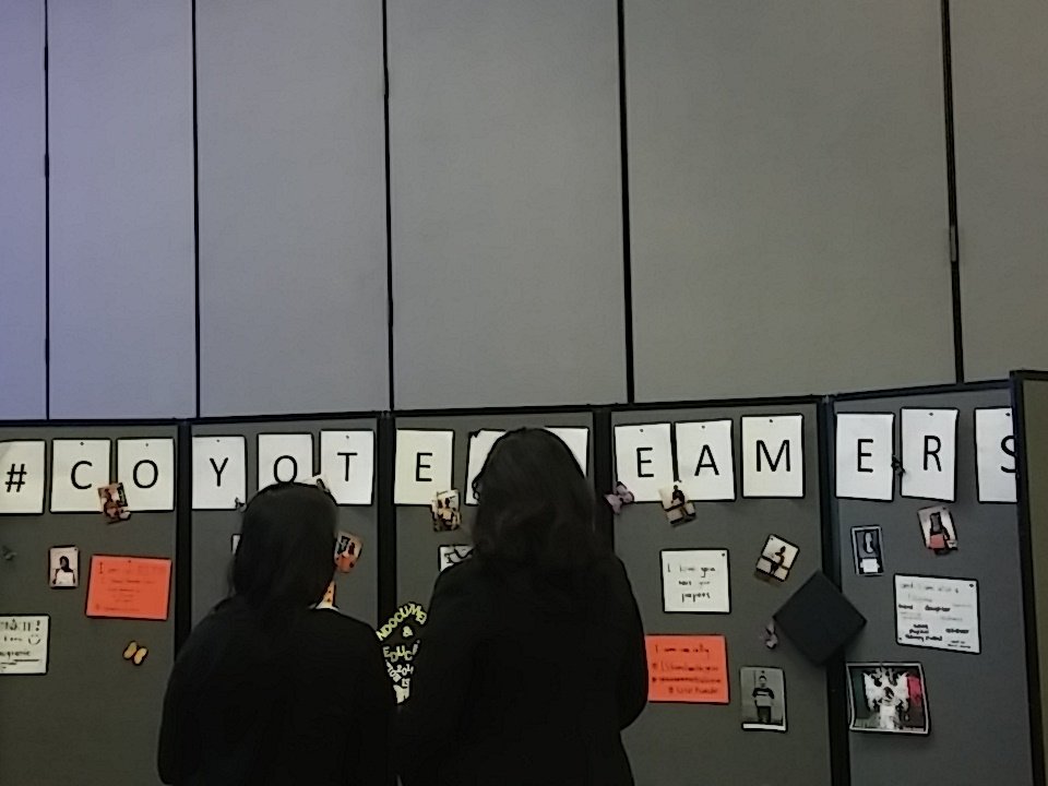 UndocuAdvocates's tweet image. Join us for our Out of the Shadows event! Right now in the SMSU Events Center 😀 #csusb #coyotedreamers #csusbsmsu