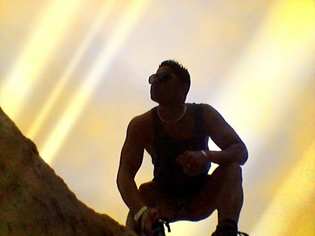 blayan007's tweet image. #Libra:"Finjo estar bem para economizar explicações."