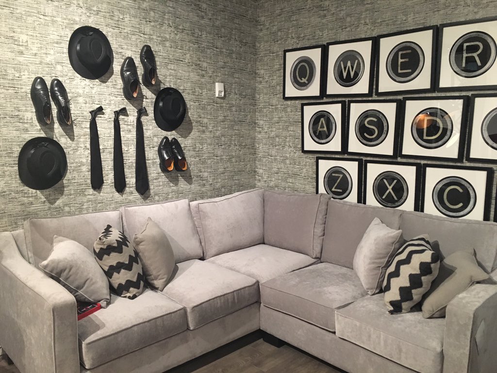 WPWoods's tweet photo. Wandering the showrooms in @visitSOFA #design #showroom #celebration #wpwoods https://t.co/XC6wLfOlBo