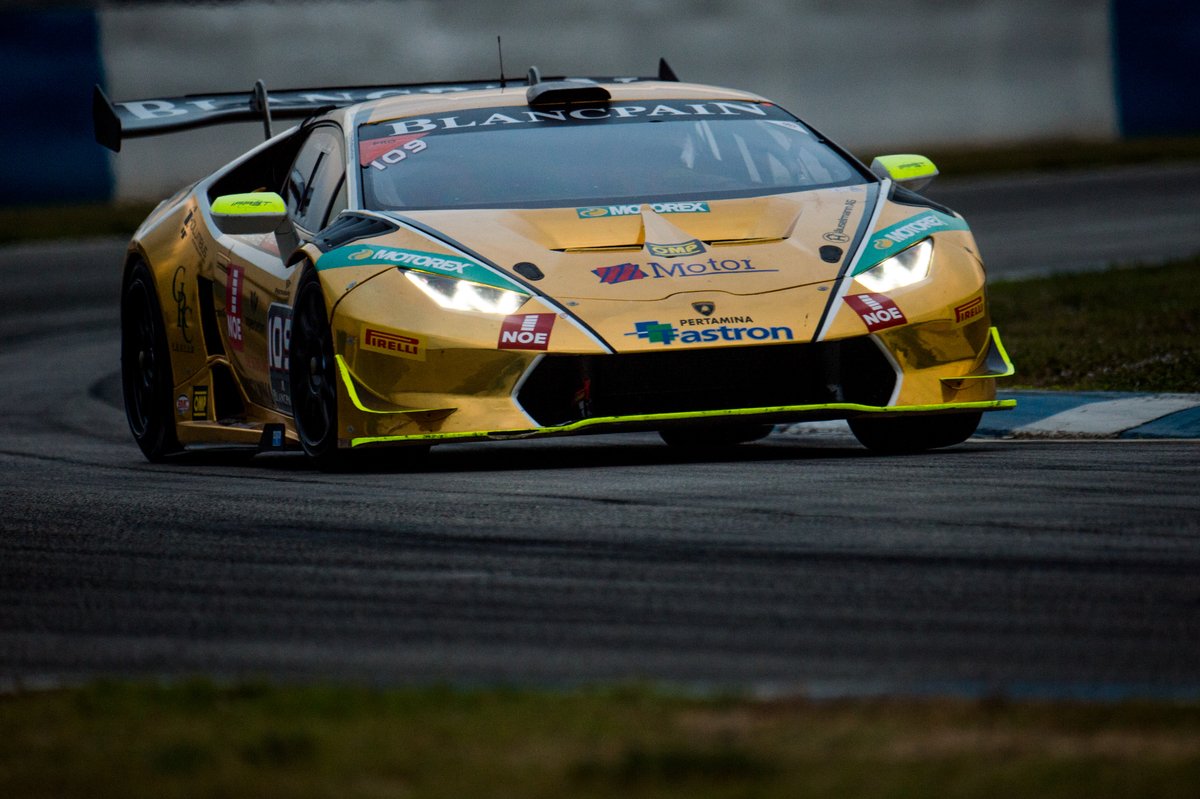 LamborghiniSC's tweet photo. Super Trofeo Qualifying Set up Super Trofeo series for final season showdowns. Learn more>> https://t.co/9PxqwCz3mH https://t.co/jClrUsV4Dt