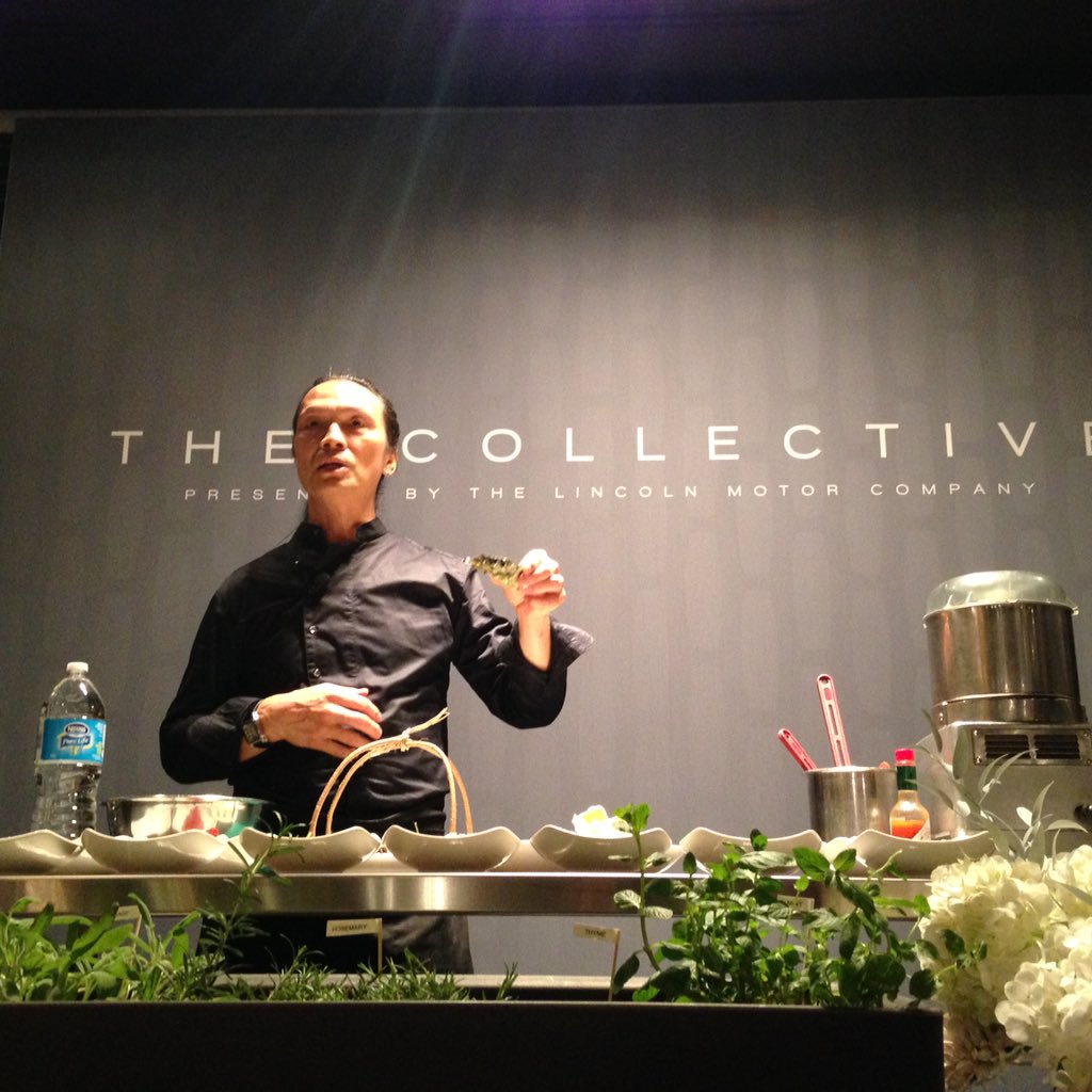 stephdkwon's tweet photo. Cooking lessons from @susurlee 👌🏻 @TheCollectiveBM https://t.co/QPAGi8AIQk