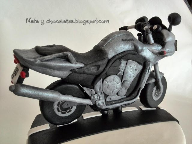Tarta moto Yamaha