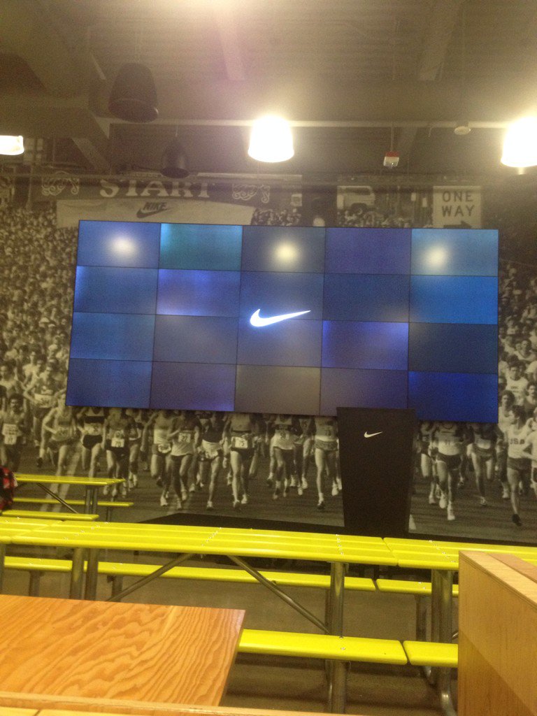 arosien's tweet image. at @Nike for #niketechtalks. @tpolecat in the house!