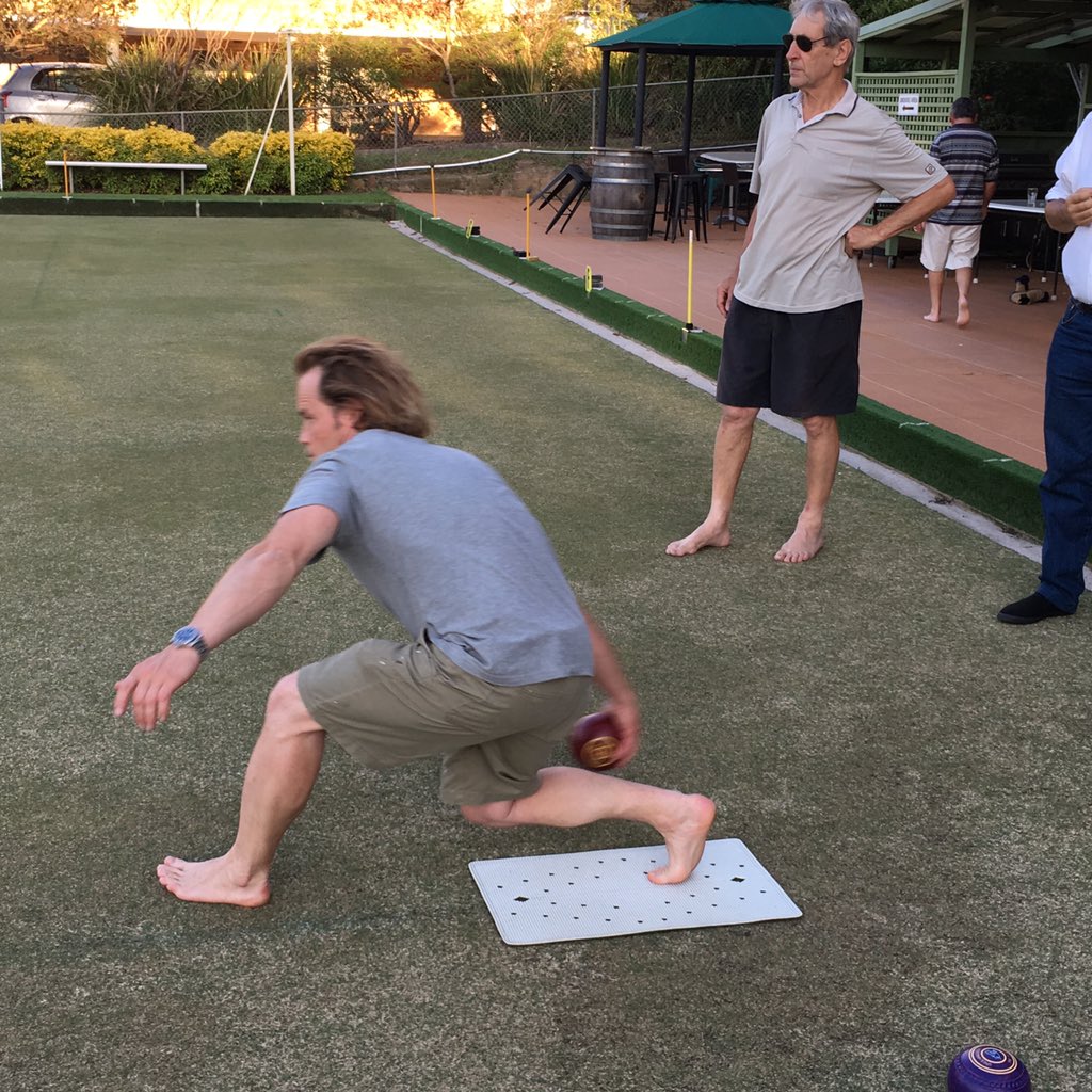 Locals having great time playing bowls last night at Lane Cove BC in the new fun fast paced format <a href="/JackAttackBowls/">Jack Attack</a>