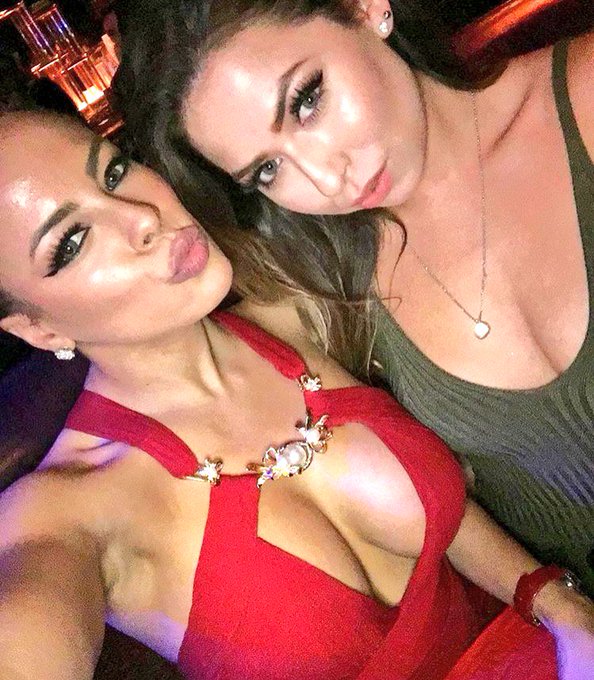 Can't get over how hot @cutelunastar is 🔥🔥🔥 #drooling 👅 https://t.co/mZwFiaXrIa<a class="tags" href="/tag/cutelunastar">@cutelunastar</a><a href="/tag/drooling"class="tags">#drooling</a>