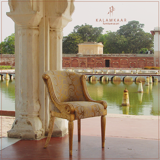 kalamkaar's tweet photo. #Elegant #Art #Piece #Villoius #Chair  
Contact us: 
+92-321-8453611 
kalamkaar@kalamkaar.com https://t.co/yYaAVhTCsT