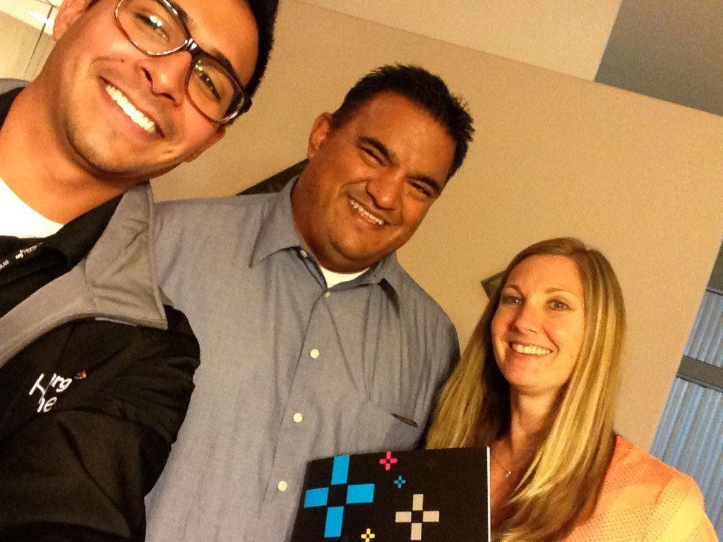 Solar_Santino's tweet photo. Helped this beautiful family wipe away their tiers! #nrghomesolar #Nrghappyfaces #solar #Fresno #CA https://t.co/p5WVMmBiZ2