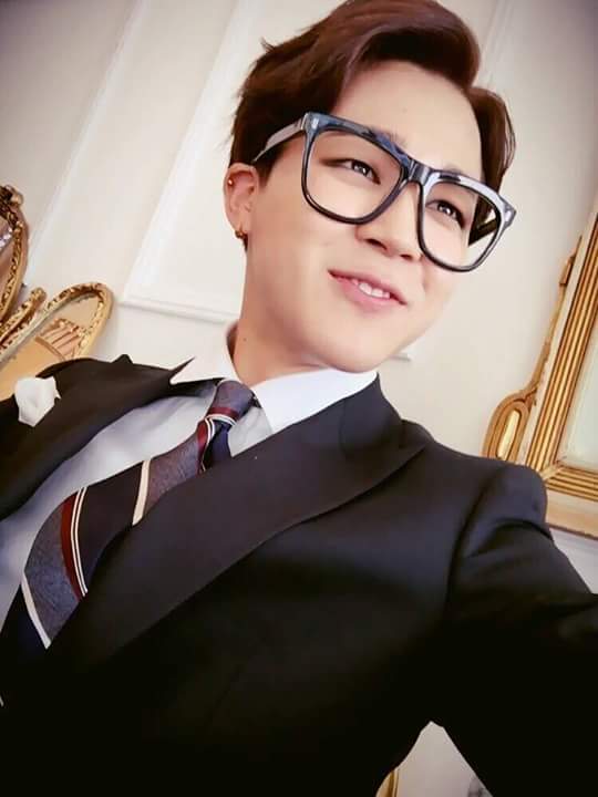 JuanaOrtega2002's tweet photo. #COMEback2015
#NOVIEMBRE30del2015COMEBACK
#BigHitEntertaiment
#방탄소년단  #BANGTANBOYSInARGENTINA https://t.co/hLPgA02pj4