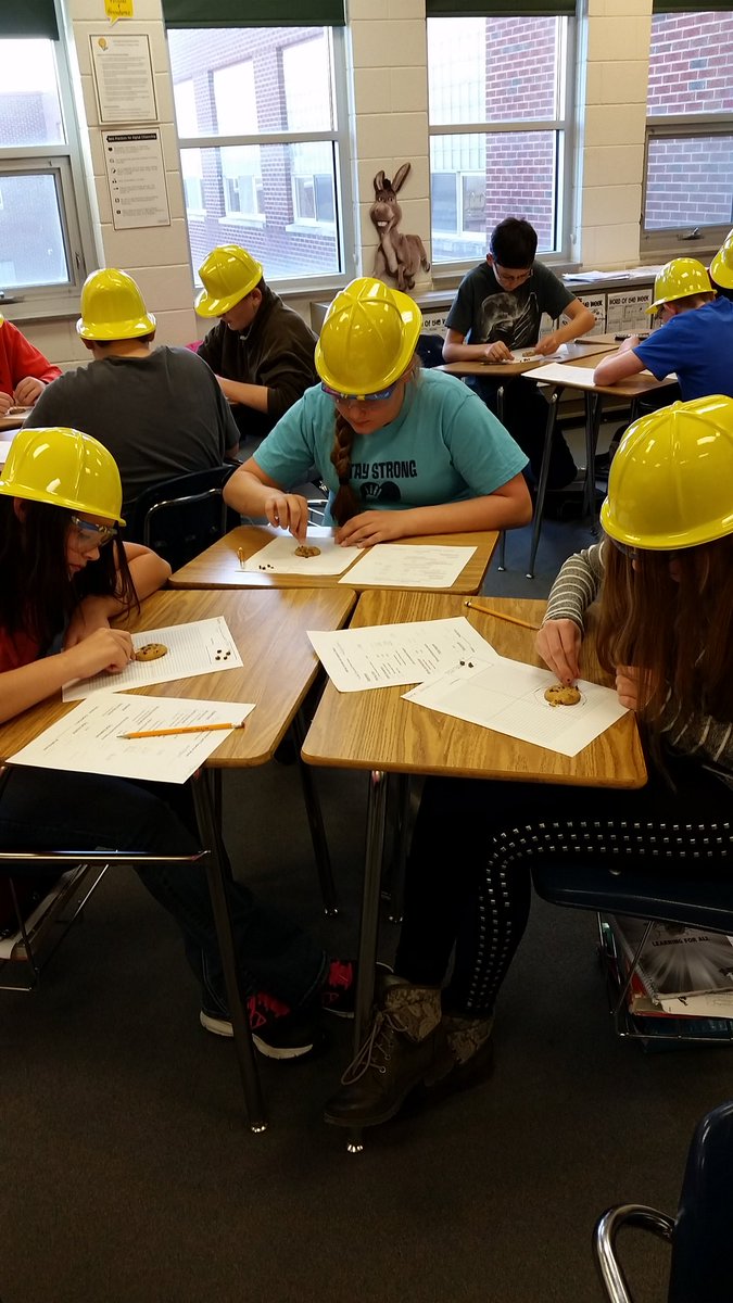 dtdooley80's tweet photo. Another #PBL learning activity.  #cookiecoalmining https://t.co/EXljBlGYP4