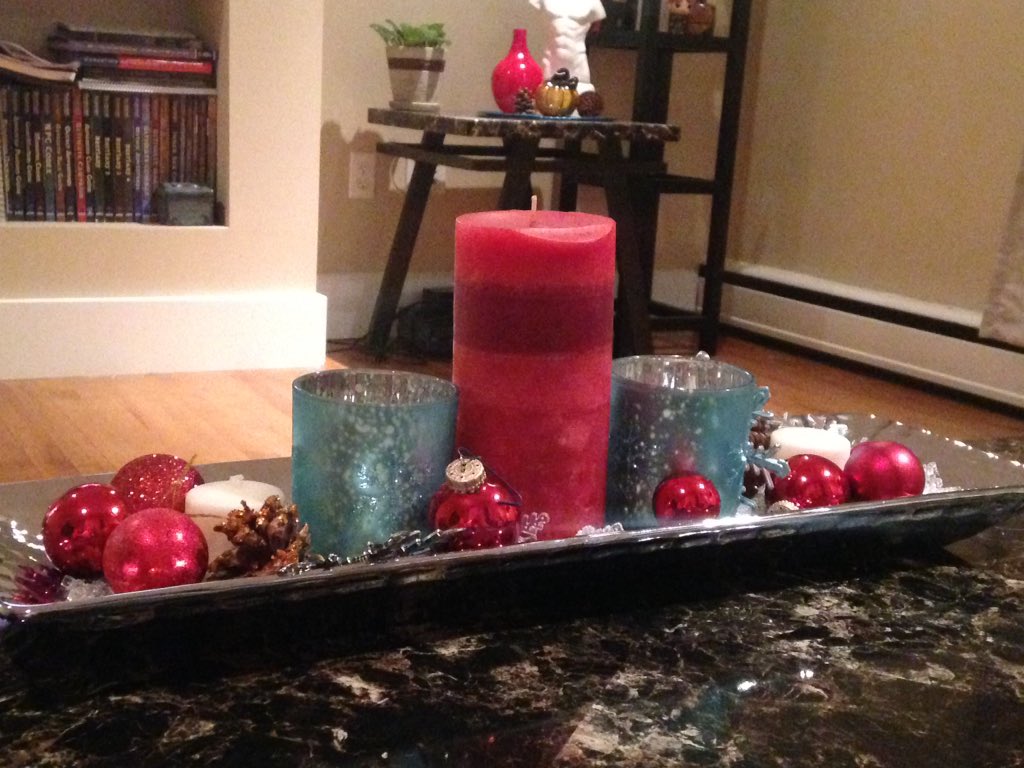 rachelarter's tweet photo. #Christmas decorating has started! https://t.co/nFnzeJ3QsU