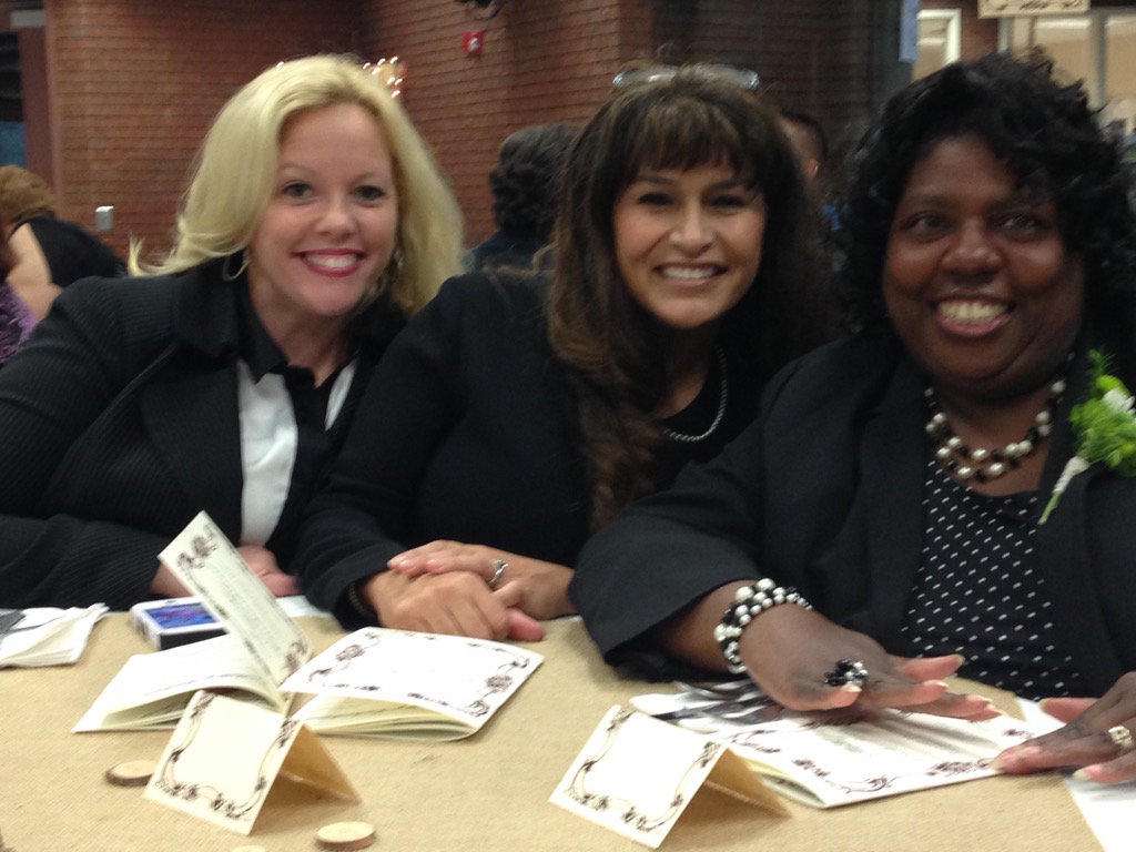 VelmaDonnell's tweet photo. Had a great time at the TOTY banquet! Ms. Addie representing!😀@bcrow_wpe @LCSS_AWAnderson https://t.co/vfPK7FyKzH