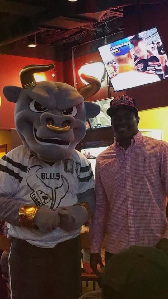 SC_BULLS's tweet photo. Mascot #Bulls #Scbulls #BullyRush #BWW https://t.co/cUwhfi6fEw