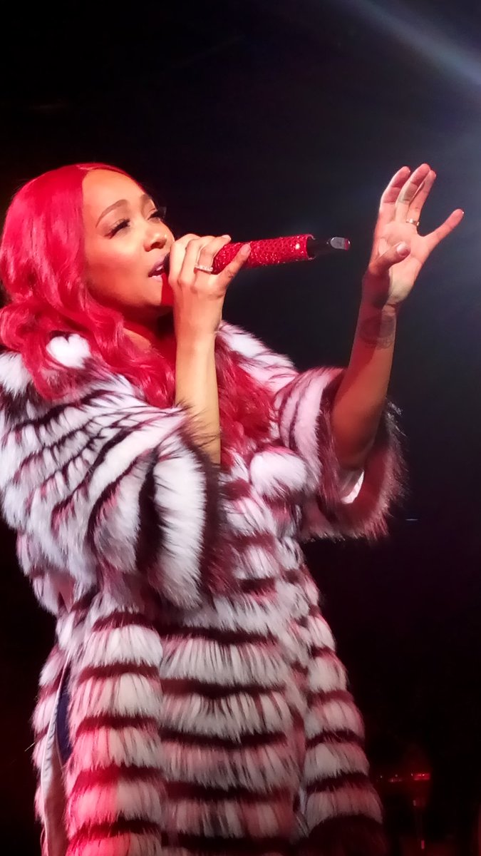 josemiguel5's tweet photo. Another @MonicaBrown pic from #PhoenixPerformance https://t.co/DieJ77qXcN