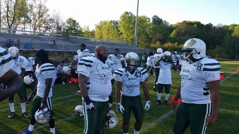 SC_BULLS's tweet photo. #preparing4work #gameday #Football #TheCrew https://t.co/pzZXGUj3vP