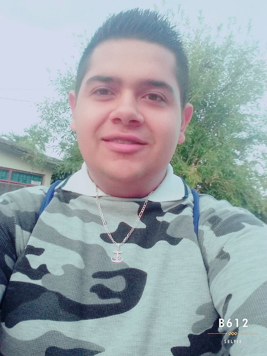 pin0698 tweet picture
