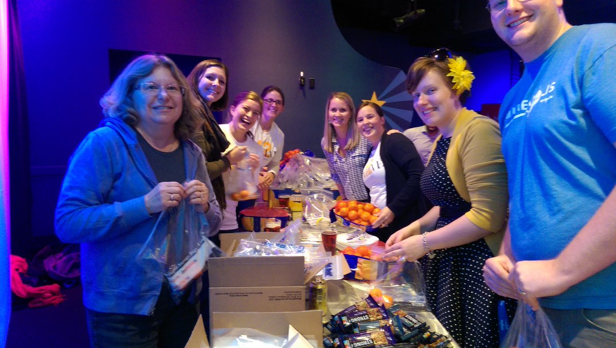We made a difference tonight with our friends <a href="/anaplan/">Anaplan</a>.  We made 500+ snack bags to feed  #hungry in #MN. #volunteer