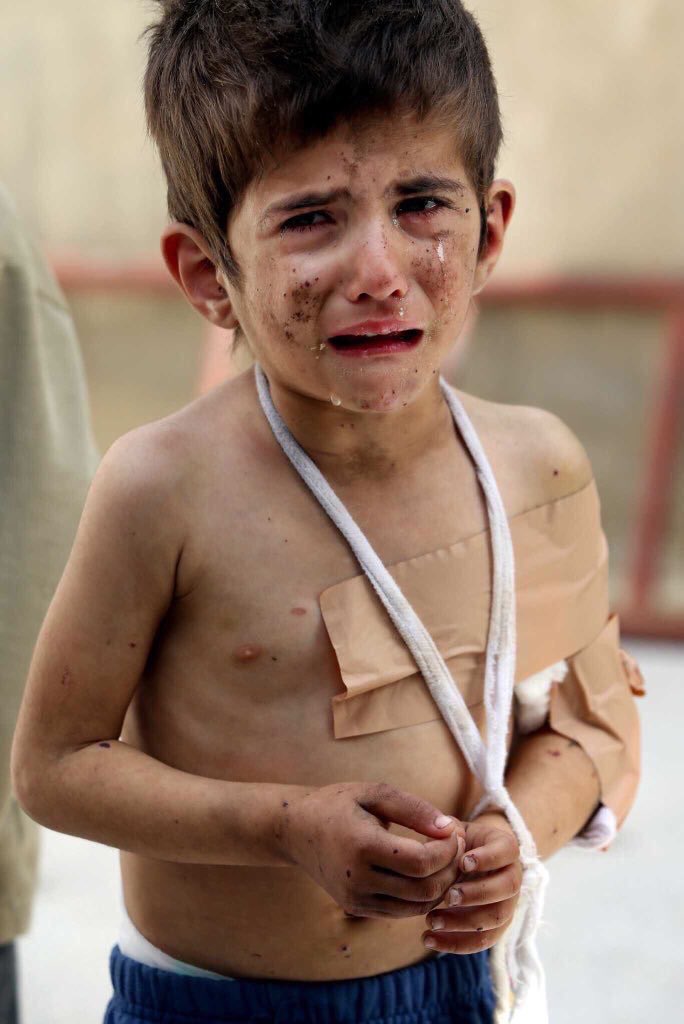 deltaregioc's tweet photo. No nos cuesta nada hacer una pequeña oración! #EllosNoTienenLaCulpa #PrayForSyria https://t.co/ADuedlX8bB