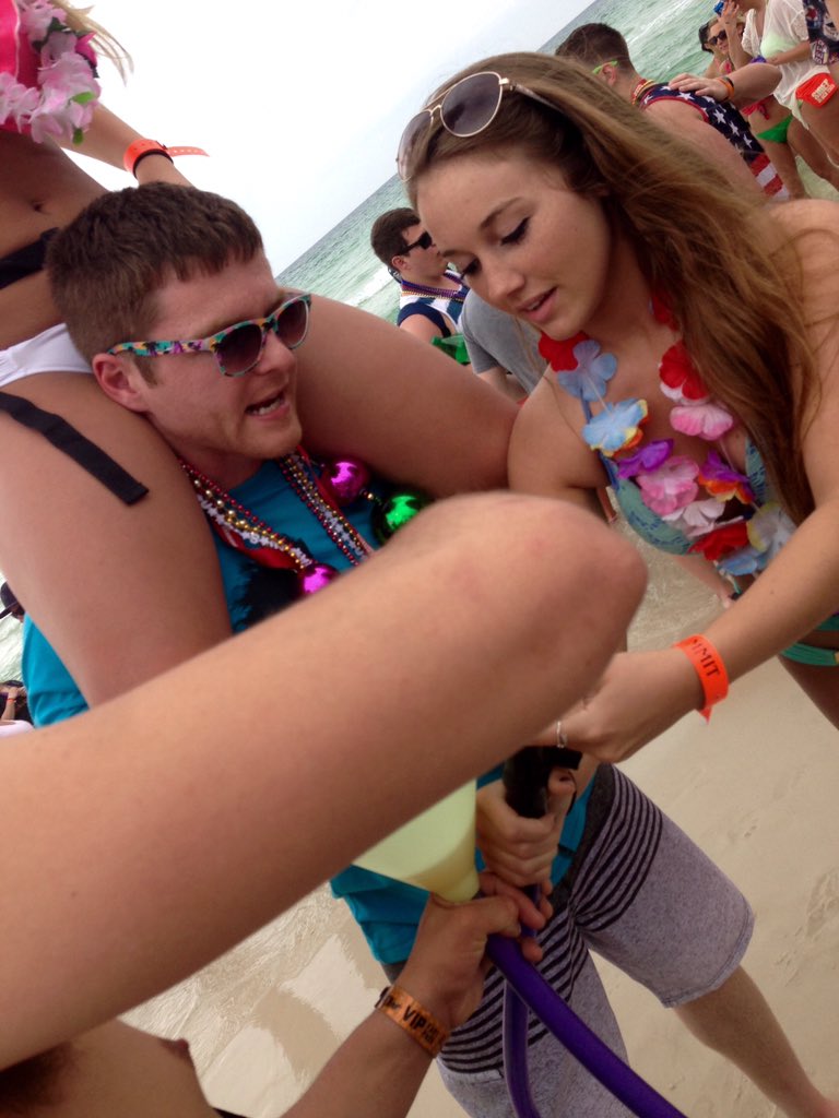 colleeenforal's tweet image. Oh the things I would do to go back to this place right now with these people #RIPPCB #GoneButNeverForgotten