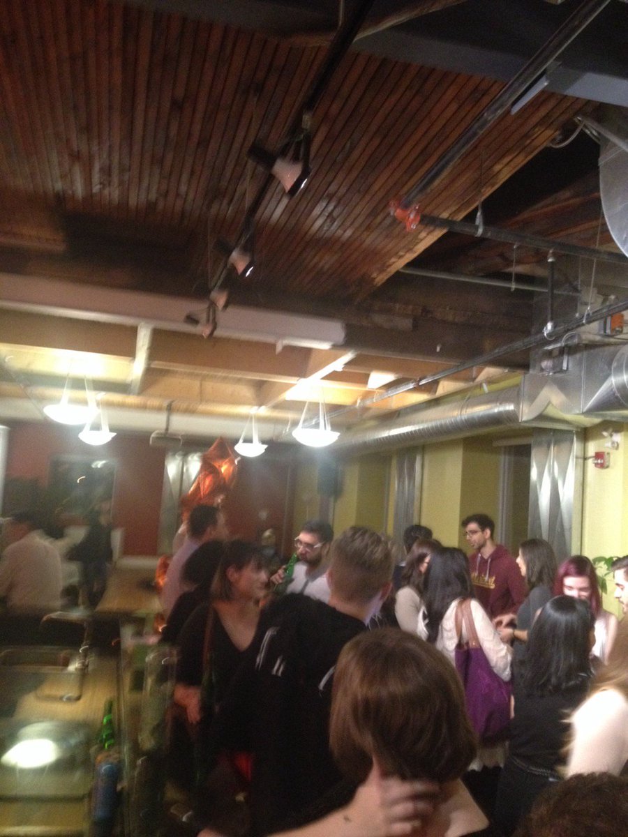 david_shiff's tweet photo. Great event tonight! Good job classmates! @ArtintheHub https://t.co/19v3AdnvMy