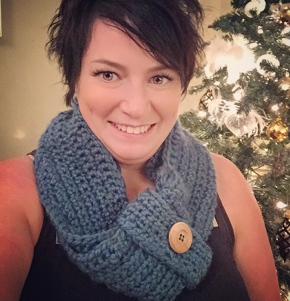 JodiRideout's tweet photo. Finally finished my first crocheted scarf #learninghowtocrochet #scarf #yeahme https://t.co/e73DMRrXqp