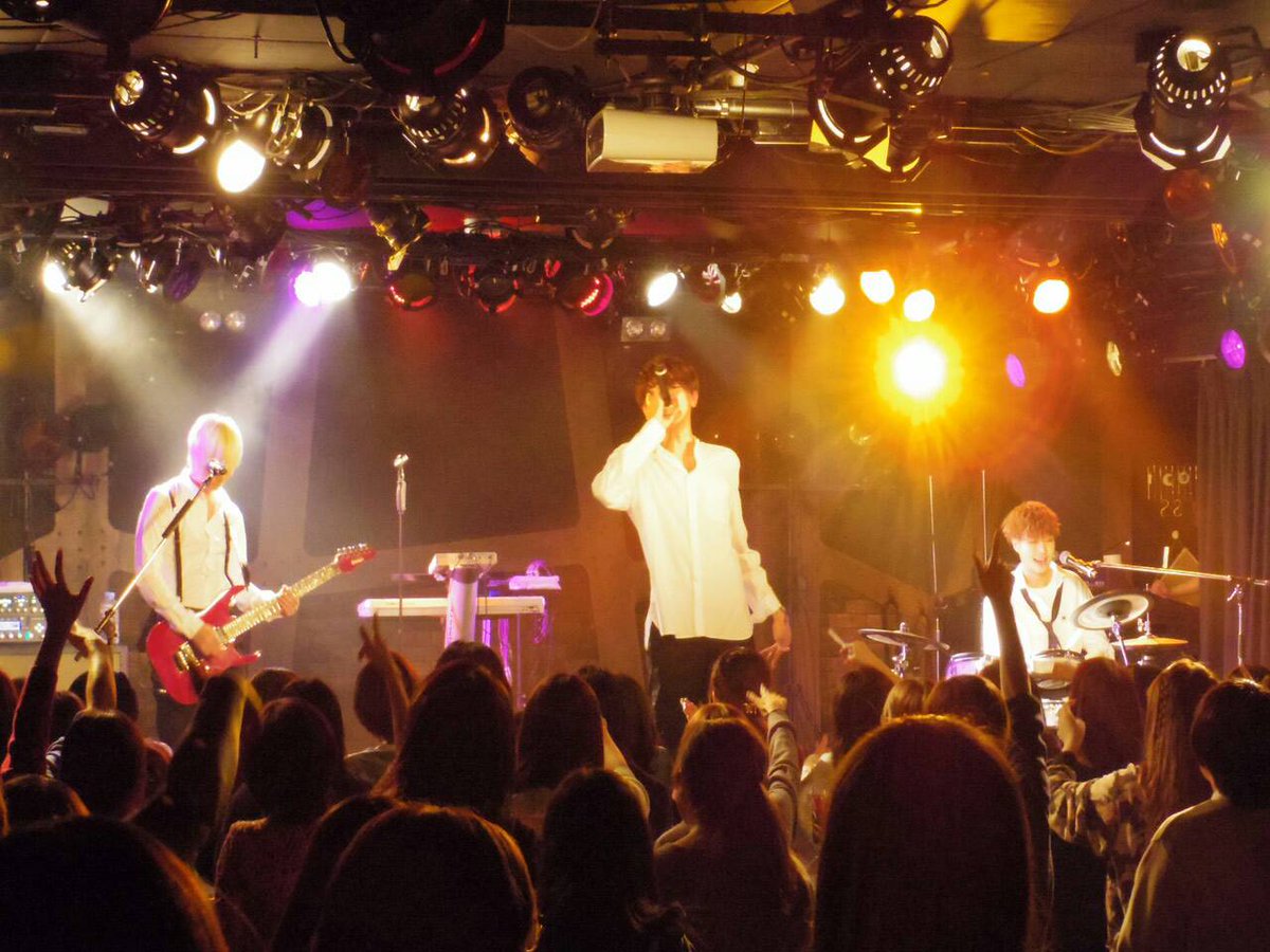 JKCTent's tweet photo. チェキ会は特別に開催していただきました!
メンバーの皆さんといい思い出は出来ましたか?^^♥

CD発売や今月21日にはスペシャルライブということでとても楽しみですね！
素敵なパフォーマンスありがとうございました。 https://t.co/k9hq17yjeX