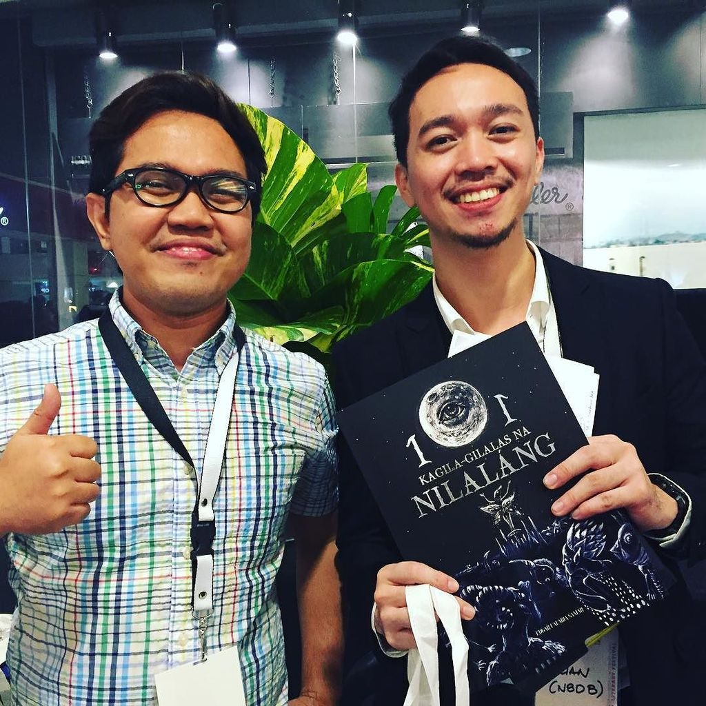 ecsamar's tweet photo. Kasama ang isa sa punong abala sa #PILF2015 #6thPILF https://t.co/YmJyay74dI