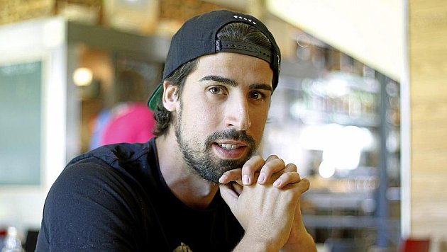 marca's tweet photo. Khedira: "En el Real Madrid perdí la alegría de jugar" https://t.co/Ks1XSbLXmO https://t.co/kVDFssJRrd