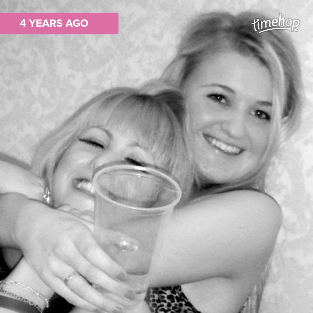 AlicePerfitt's tweet photo. #timehop COME HOME TO MEEEEE. ❤️❤️@MandyGriffin9 https://t.co/YYpomeKAia