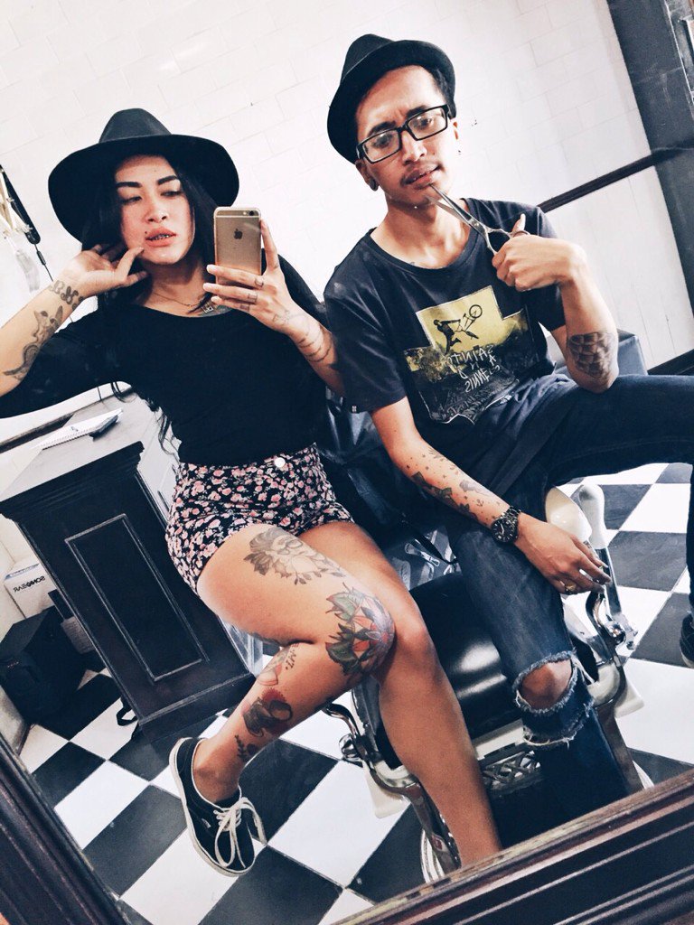 We are ready to cut your hair now!! Happy friday all :) ;) <a href="/OlSkool_Barbers/">Ol'skool BarberShop</a>