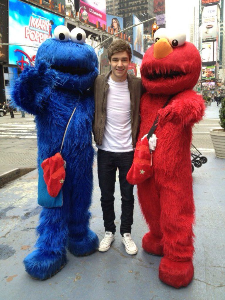 jewelsmadeline's tweet photo. How come this is my first time seeing this?!?! #fetusliam #LiamPayne https://t.co/xMaMkqDf9d