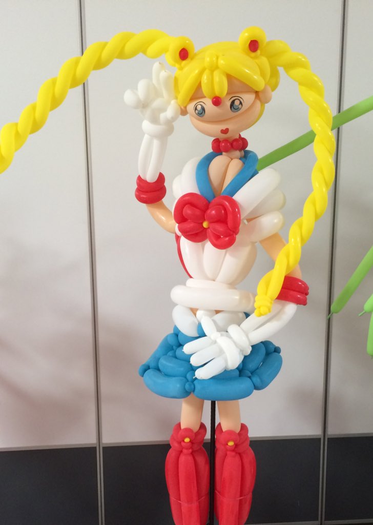 shopcrunchyau's tweet photo. Sailor Balloon and Kamehamehelium are floating around at @SupanovaExpo in Adelaide ✌️ #DBZ #SailorMoon https://t.co/sgj3FcmRPJ