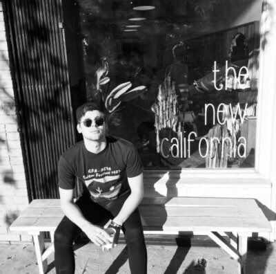 FiveSOSAlertsWW's tweet photo. 2013(luke_is_a_penguin) vs 2015(lukehemmings) 
#MTVStars 5 Seconds Of Summer https://t.co/oA1kILFH6O