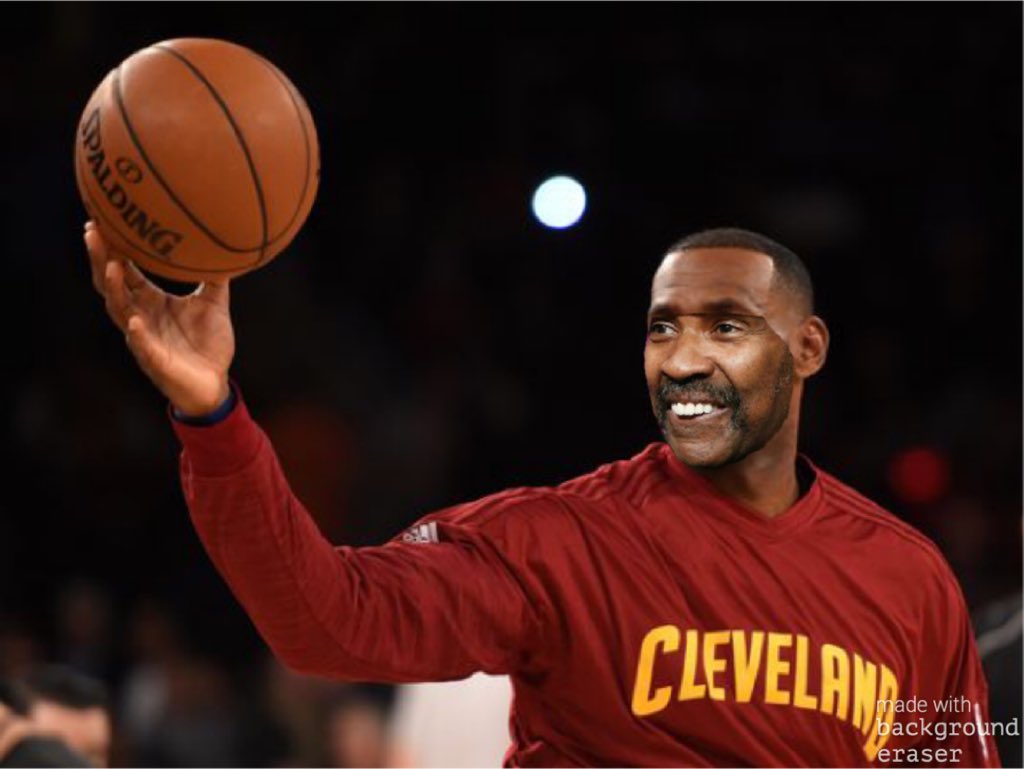 theREALondon's tweet photo. @NBAonTNT Lebron out here looking like #UncleDenzel https://t.co/dRd93CKTW2