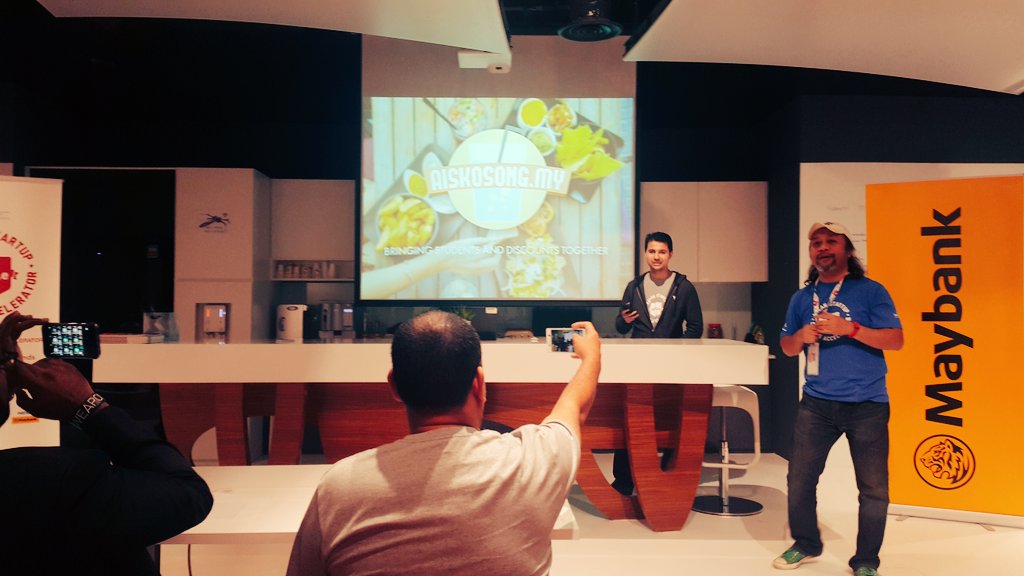 kashminder's tweet photo. Asean Startup Campus Accelerator Lite Demo Day featuring 10 startups from Malaysia, Indonesia and Vietnam. #1aes https://t.co/hKwuapQjVk