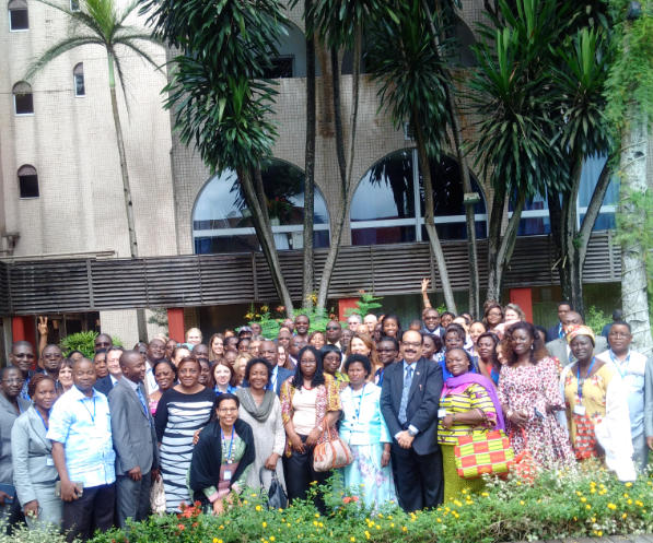 UNFPA_Zimbabwe's tweet photo. Check out photos of the #H4plus Inter-Country Meeting in #Cameroon: https://t.co/d5fxl5reqn @cheikh @Sida @DFATD_DEV https://t.co/g7A1Ft90fm