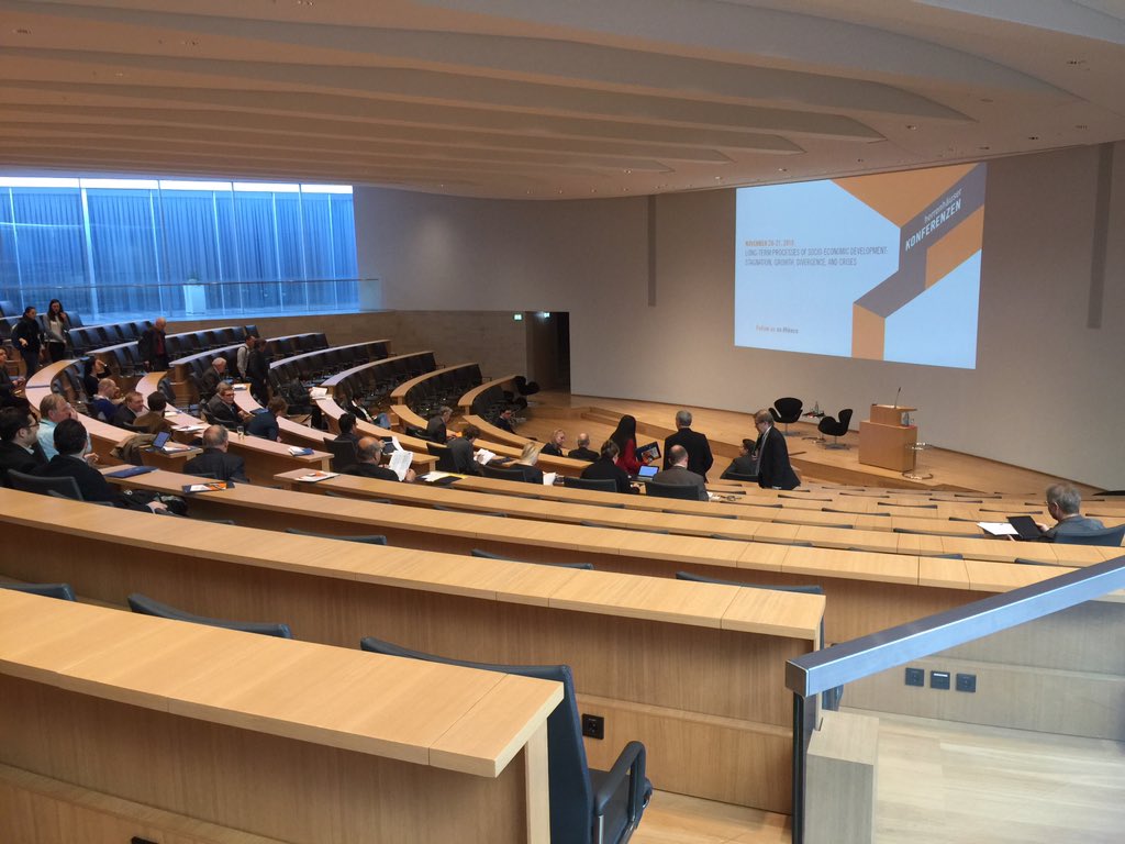 maxheld's tweet photo. At @VolkswagenSt's #hkeco conference with Jan Lorenz to show our research on #PortfolioEffect from @jacobs_bremen https://t.co/kR9osg3Jsu