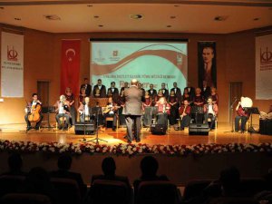 Keçiören Belediyesi, izleyenleri Türk Sanat Müziği’ne doyurdu. haberlerankara.com/kultur-bakanli…