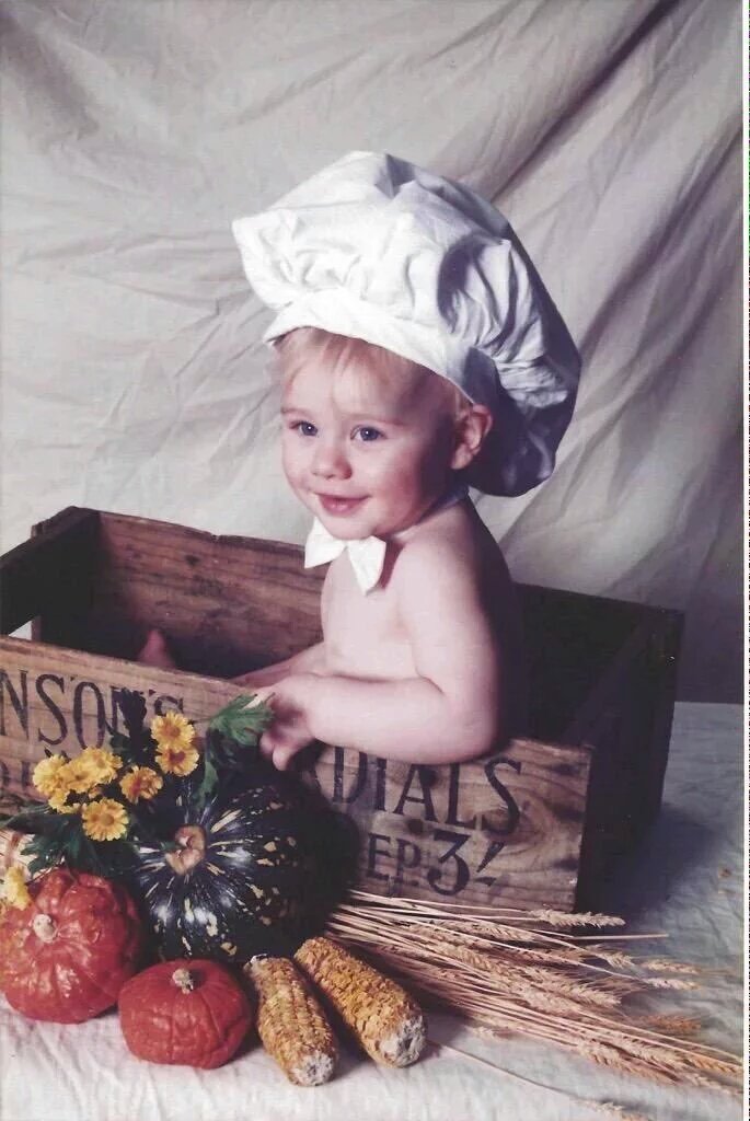 5SOSHeroesInfo's tweet photo. #HappyBirthdayMichael 💕 you were so adorable when you were little🙊 -San https://t.co/7pqSCZjLGB