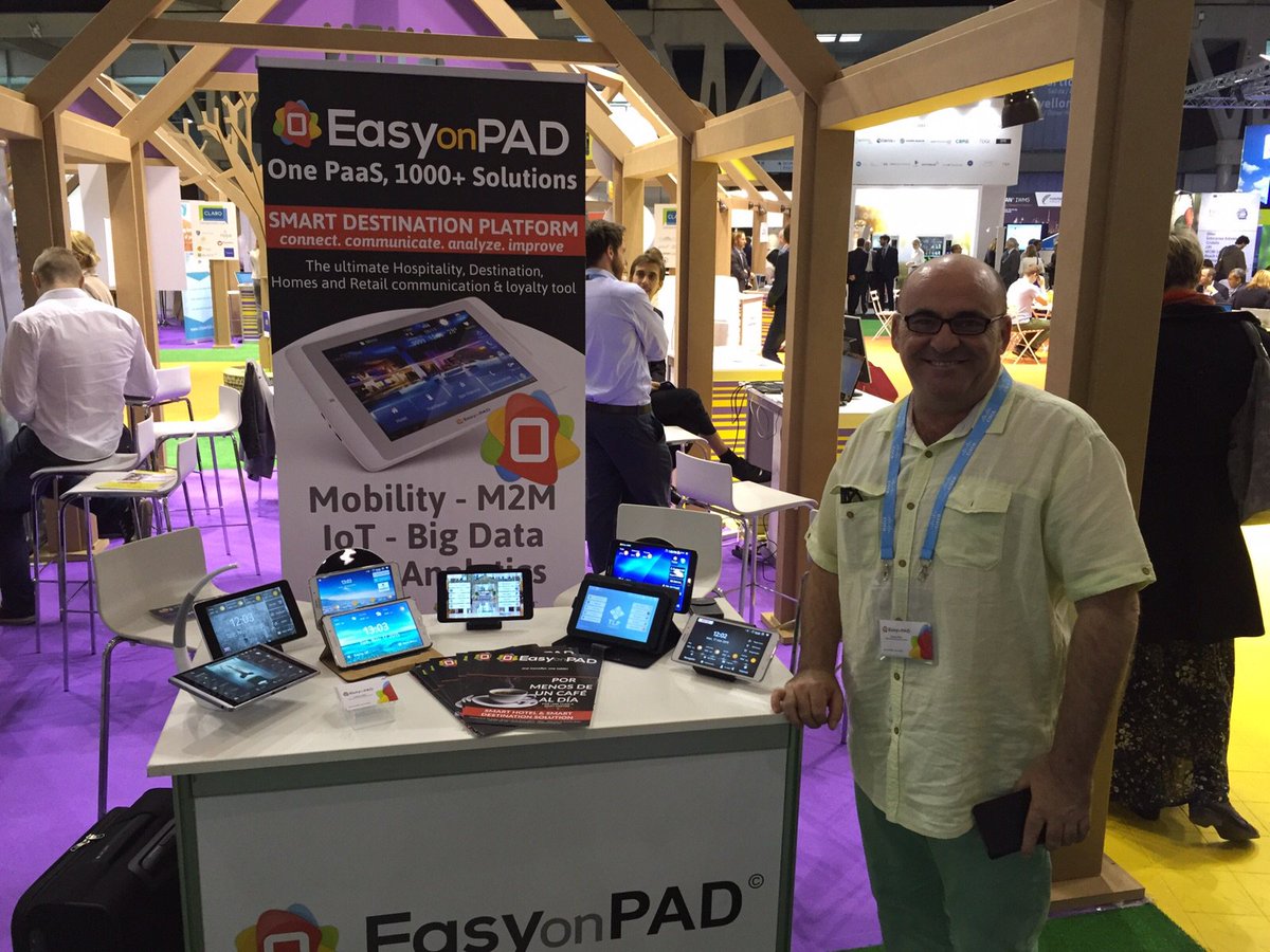 EasyonPAD's tweet photo. EasyonPAD attend the #SCEWC1; @fortizcrea , @boydcohen , Antonio Zaplana y @ditelnet . @iambientecities #SMARTCITY https://t.co/R3JbUmcXM5