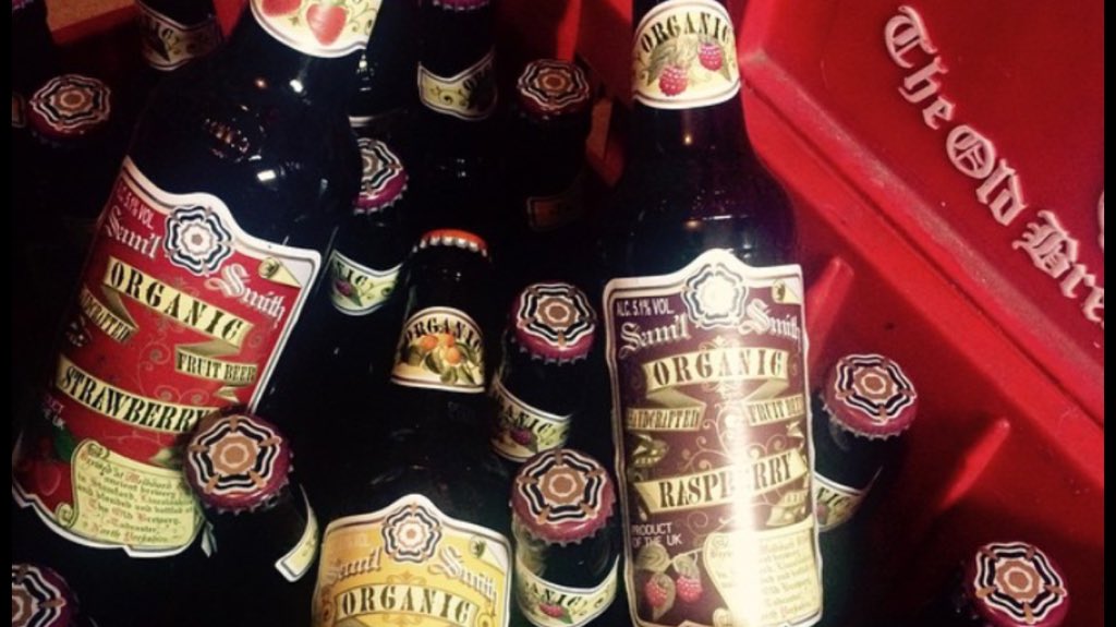 WHOLESOMEandRAW's tweet photo. 50% OFF ALL ORGANIC BEERS &amp; CIDER TODAY #FRIDAYFEELING @_TheKitchens @Spinningfields @LeftbankMCR https://t.co/PCTIh7z4uS