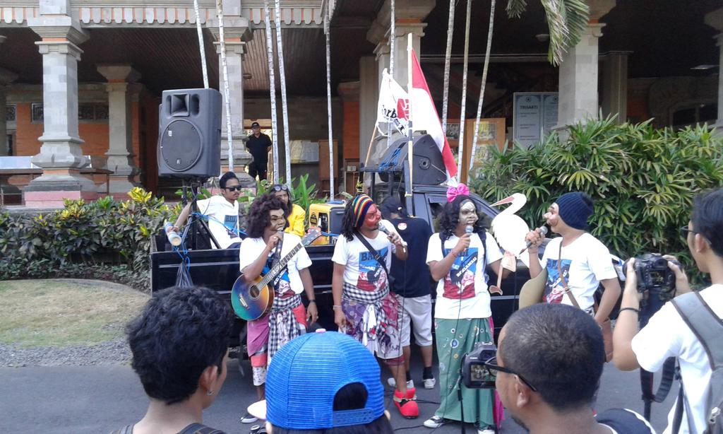 ROUDSIDE CLOTH tweet media